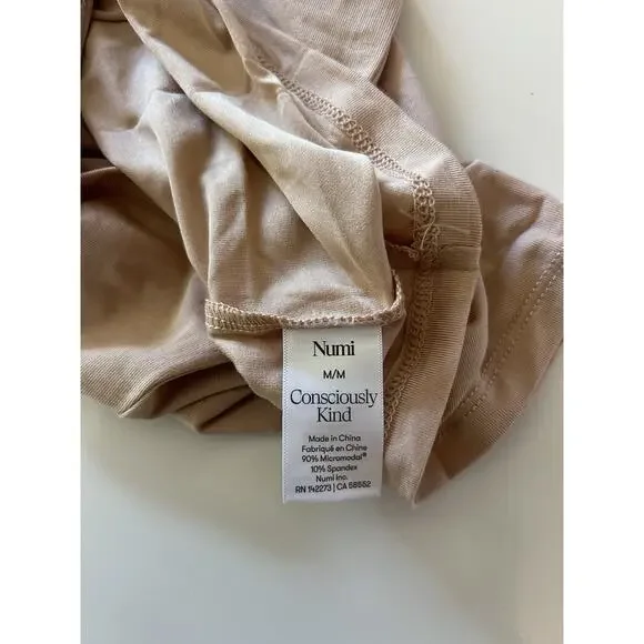 NUMI The Signature Undershirt Sweat Wicking Almond Medium New Layering - Picture 10 of 13